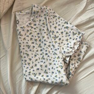 EUC SO Blue and Yellow Short Sleeve Tee